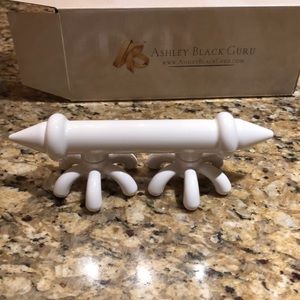 Ashley Black Guru Mini 2